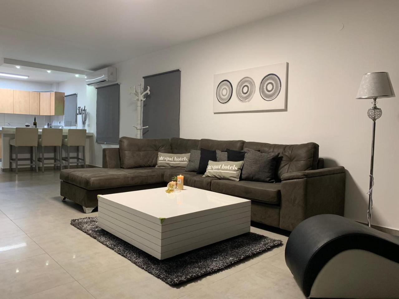 Spat Apartments Bat Yam Luaran gambar