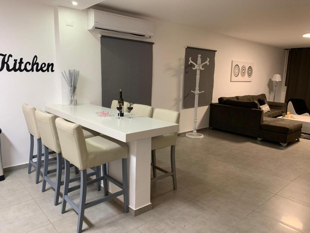 Spat Apartments Bat Yam Luaran gambar
